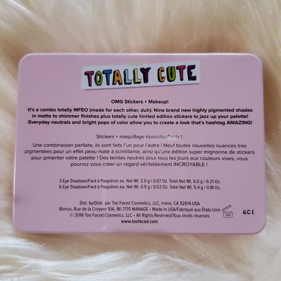 Too Faced "Totally Cute" Eyeshadow Palette - Picture 2 of 3